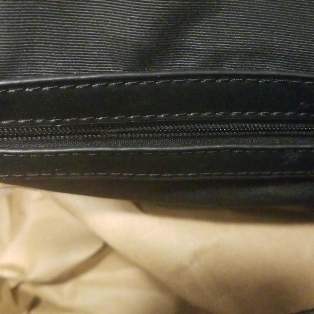 Purse - Picture 6 of 8